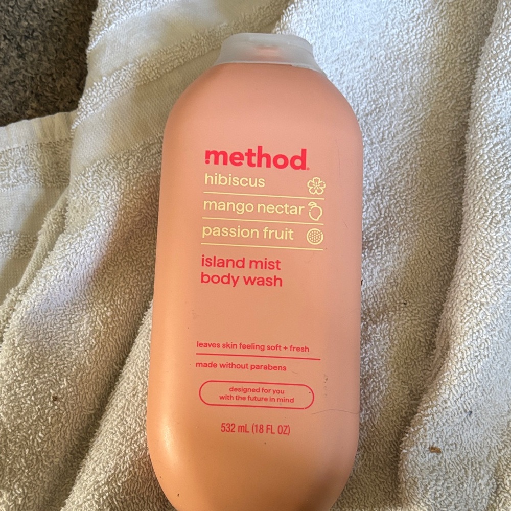 Method Island Mist Body Wash - Peach